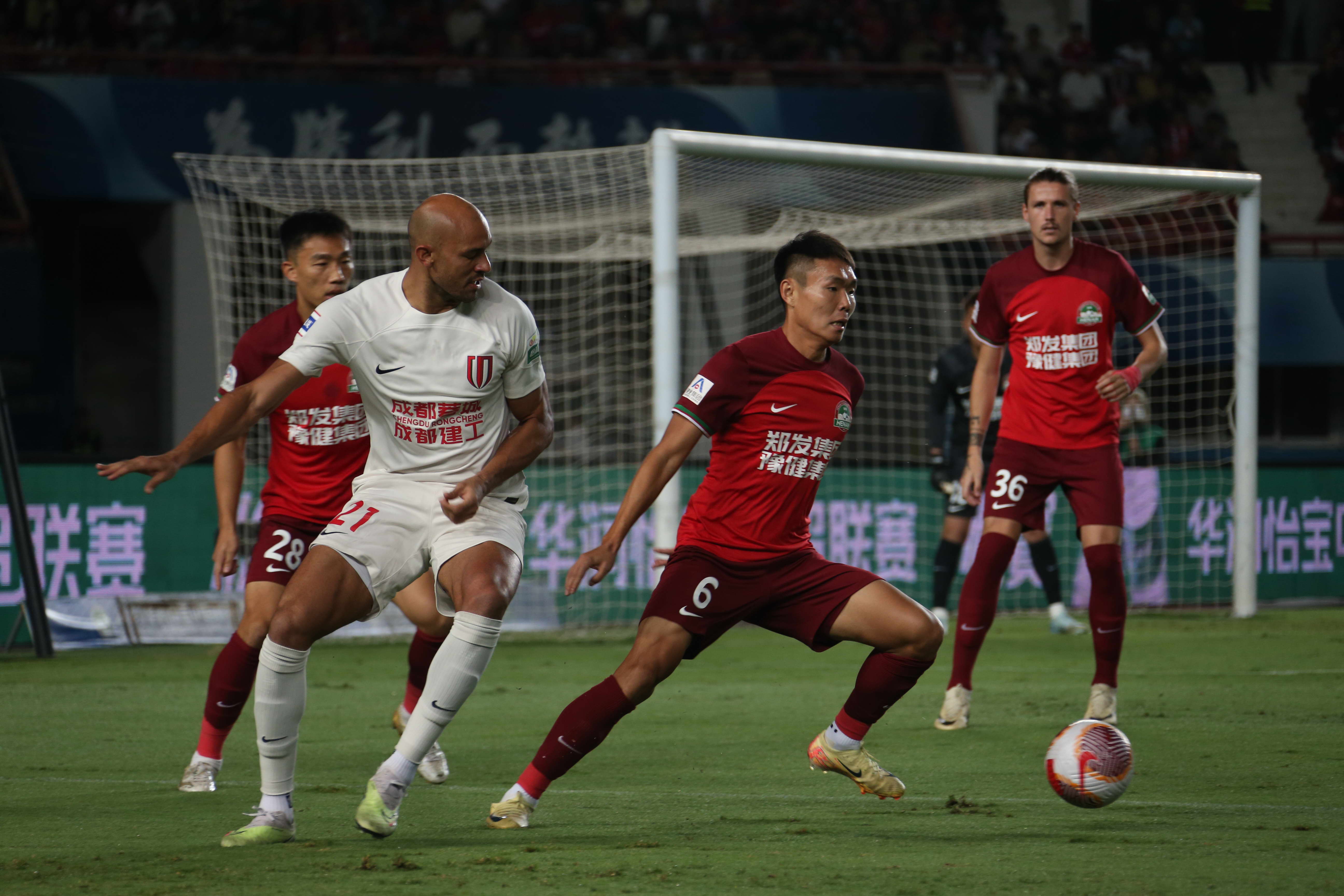 关于赛地聚焦：西甲关键时刻热度飙升，北京国安造点机会，球迷炸锅，控场能力受关注的信息-开云官网登录